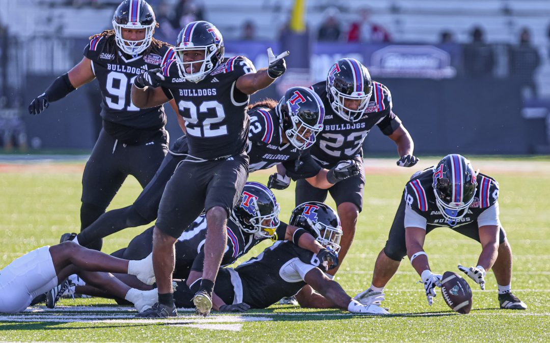 Louisiana Tech Earns Record-Tying Fourth Independence Bowl Victory over Coastal Carolina, 23-14